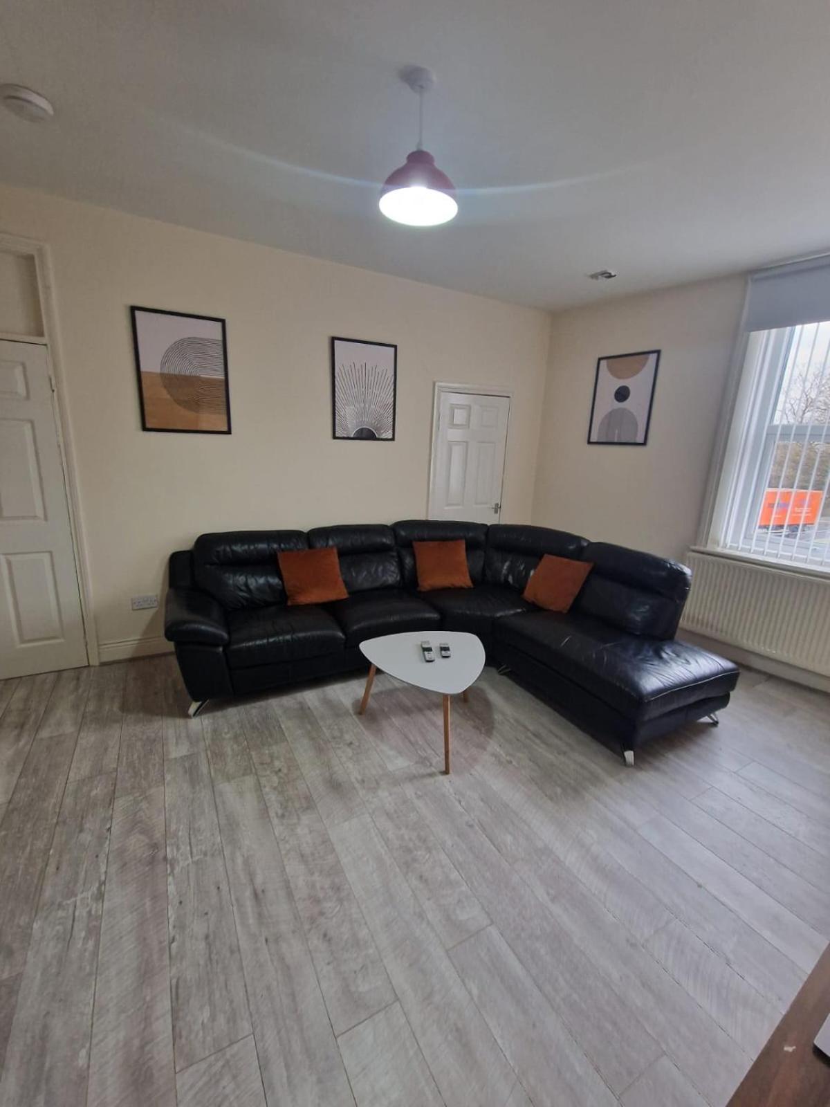 Laluna One Bedroom Apartment Newcastle Экстерьер фото